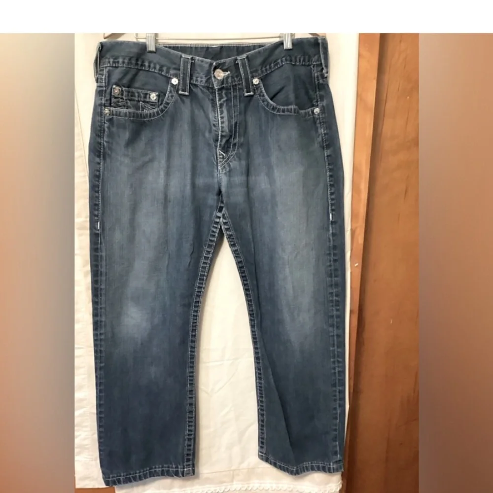 TRUE RELIGION Wide Leg Jeans SZ 36